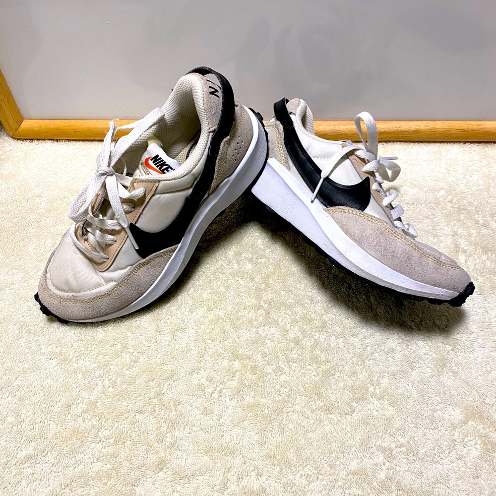 Nike Waffle Debut Shoes White Sail Cream Beige Grey DH9523-102 Women’s